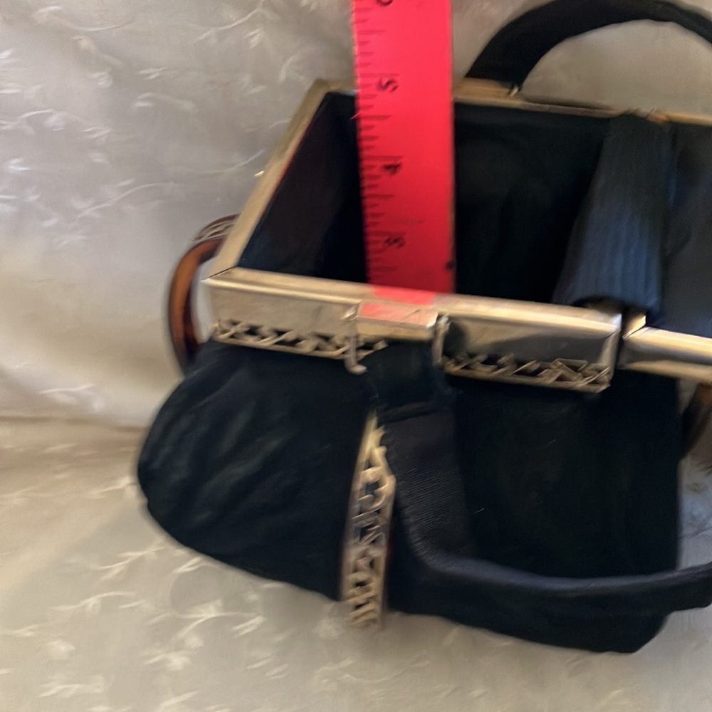 Vintage-Inspired Black Velvet Evening Bag with Gold Accents - Picture 7 of 8